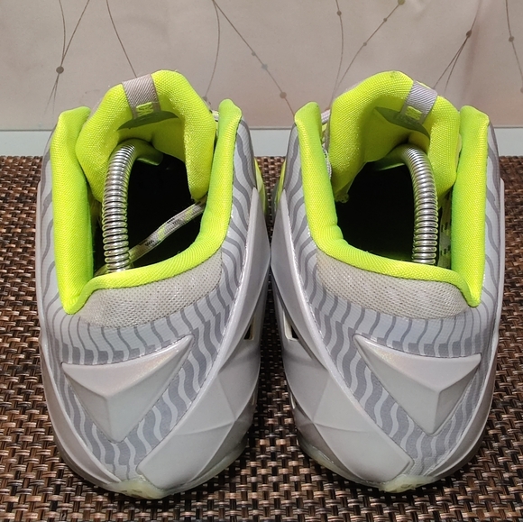 LEBRON 11 'MAISON DU LEBRON - Picture 3 of 7